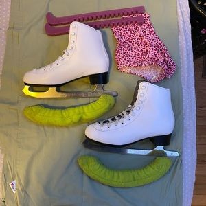 Women’s white ice skates